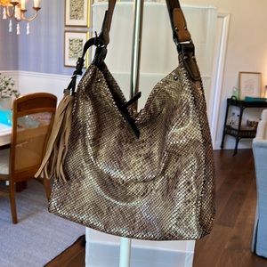 Sondra Roberts faux snake skin handbag